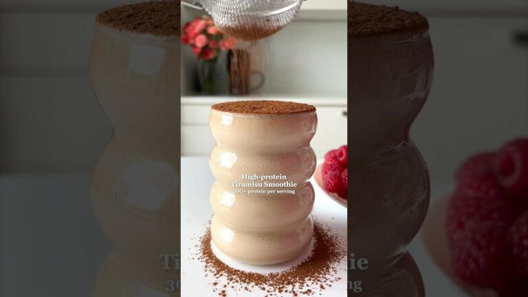 High-protein Tiramisu Smoothie😍 #healthyrecipes #smoothie #healthybreakfast