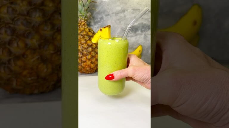 Smoothie packed with whole, nourishing ingredients your body will love #ad @SproutsFarmersMarket