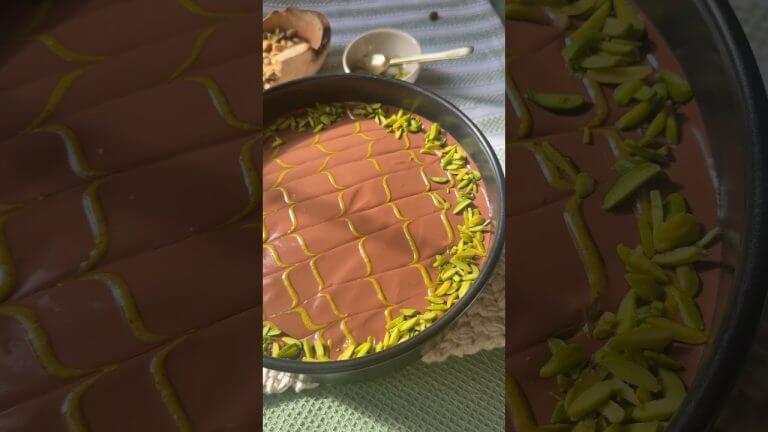 Dubai Chocolate Cheesecake! #chocolate #dubai #dubaichocolate #cheesecake #sweet #trending #yum #wow