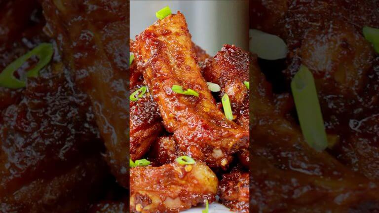 Asian Sticky Pork Ribs (Sweet and Spicy Pork Ribs) #shorts #food #recipe #cooking #asianfood