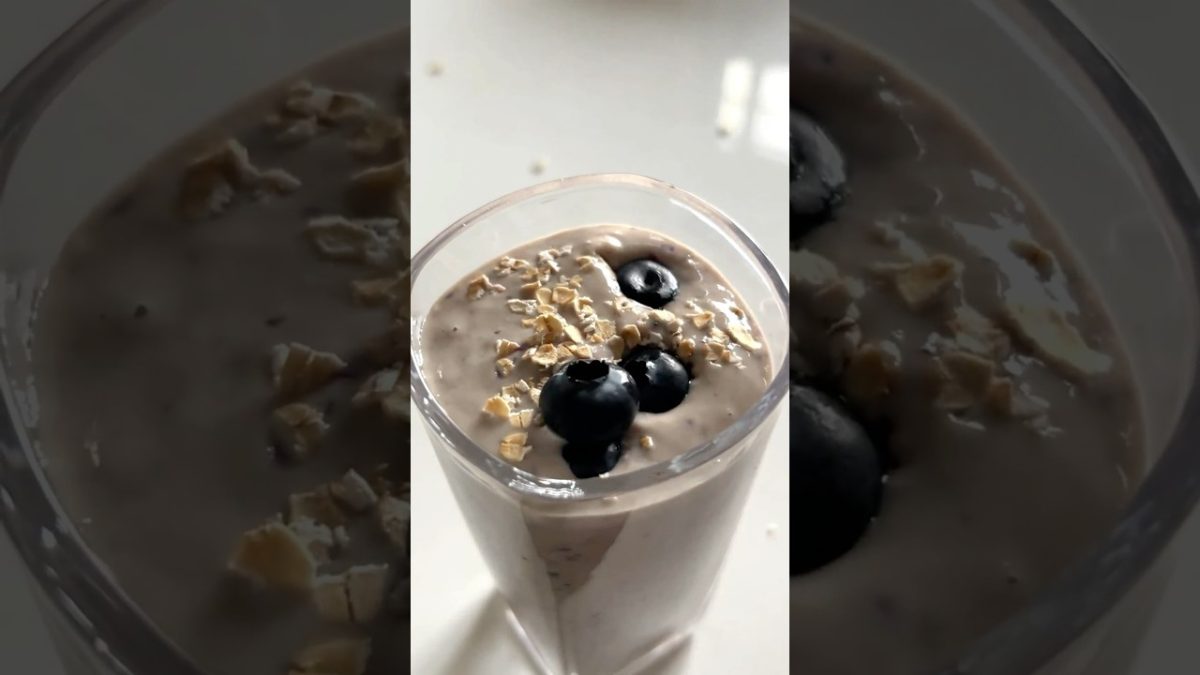 🥑🍇 Blueberry Avocado smoothie | Healthy Smoothie #shorts #asmr #cooking #smoothie