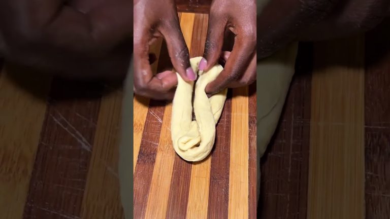 The Easiest Bread Recipe #breadbaker #howareyoubread #breadmaking #breadrecipes