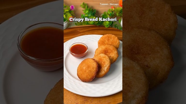 Viral Crispy Bread Potato Kachori Recipe 😍😍 #shorts #shortsfeed @Yummy_therapy