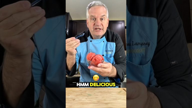 Strawberry Sorbet In A Blender: Only 3 Ingredients!