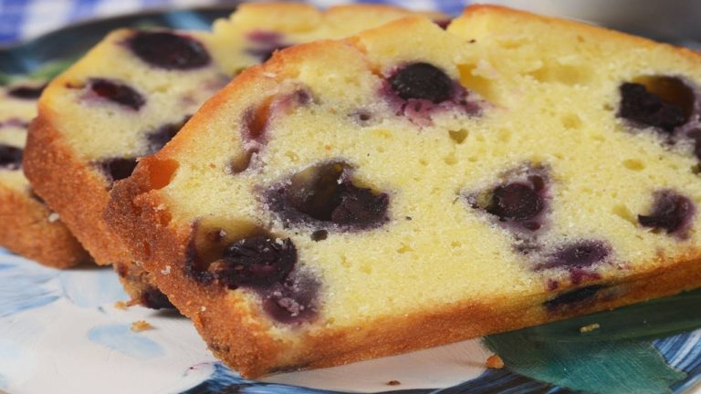 Lemon Blueberry Bread Recipe Demonstration – Joyofbaking.com