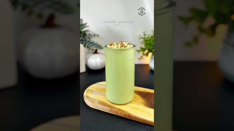 Avocado Smoothie ￼|| Avocado Shake #shorts #smoothie #easyrecipes #milkshake #recipe #breakfast