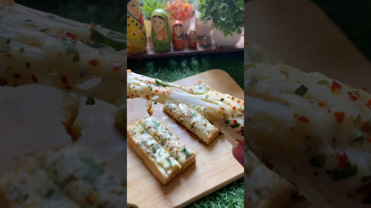 Cheese Garlic Bread ki कहानी। #chefchhaya