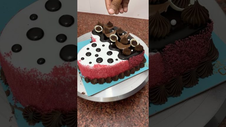 Beautiful heart ❤️ chocolate velvet cake ideas #shortsfeed #trending #shorts #heartshapecake #cake