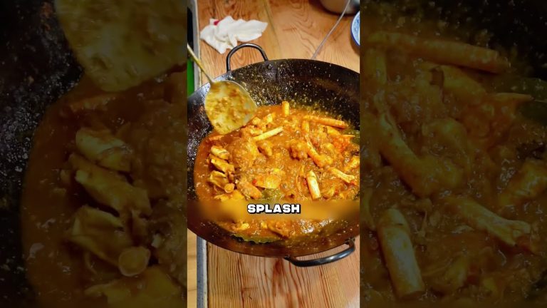 Insane lobster feast — this giant is next level! 😍🔥🦞