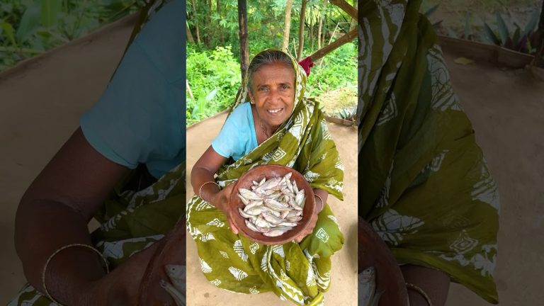 Small Fish Curry with Potato | Village Style Cooking #recipe #shorts #fishcurry #cooking