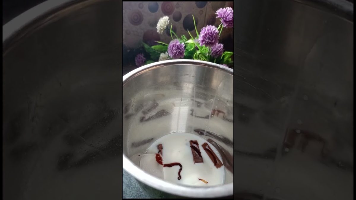 Kitkat Shake..#food #recipe #easyrecipe #kitkatshake #pratibhasraoi #cooking