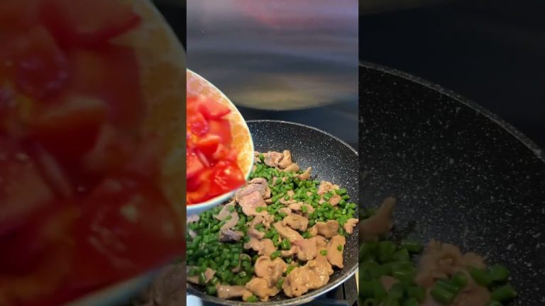 Stir fry Pork, Tomatoes 🍅 Green beans 🫘 #easycooking #yummyfood #porkrecipe #tomato #greenbeans