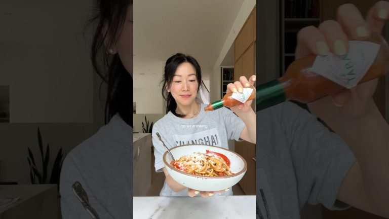 Spaghetti Napolitan aka Japanese ketchup pasta (?!) #japanesefood #dinnerideas #pastarecipe