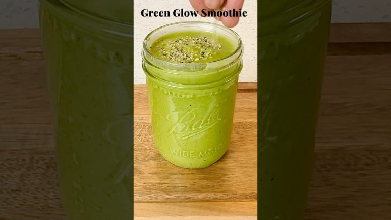 Green Smoothie – Loved even by My 6-Year-Old! Healthy & Delicious #shorts
