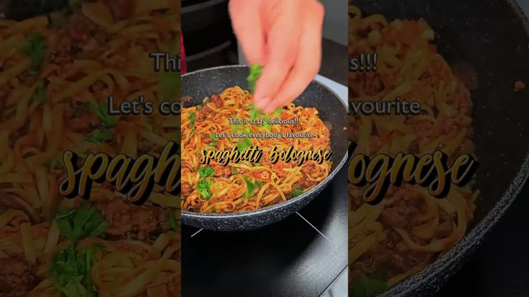 Let's cook spaghetti bolognese! Easy and delicious dish recipe ❤️🍝😋👌🏼