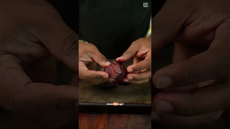 Roasted Beet Flavored Smoothie #cooking #foodie #smoothie #smoothierecipes #basil #strawberry