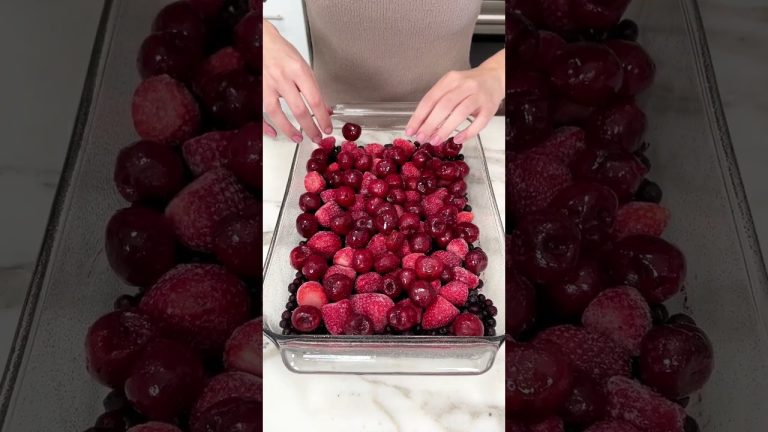 Easy berry dessert  #easyrecipe #recipe #dessert #berry #cake #cookie #baking