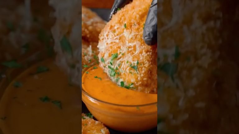 Crispy Fried Chicken with Secret Sauce 🍗 | Easy Recipe That Melts in Your Mouth!