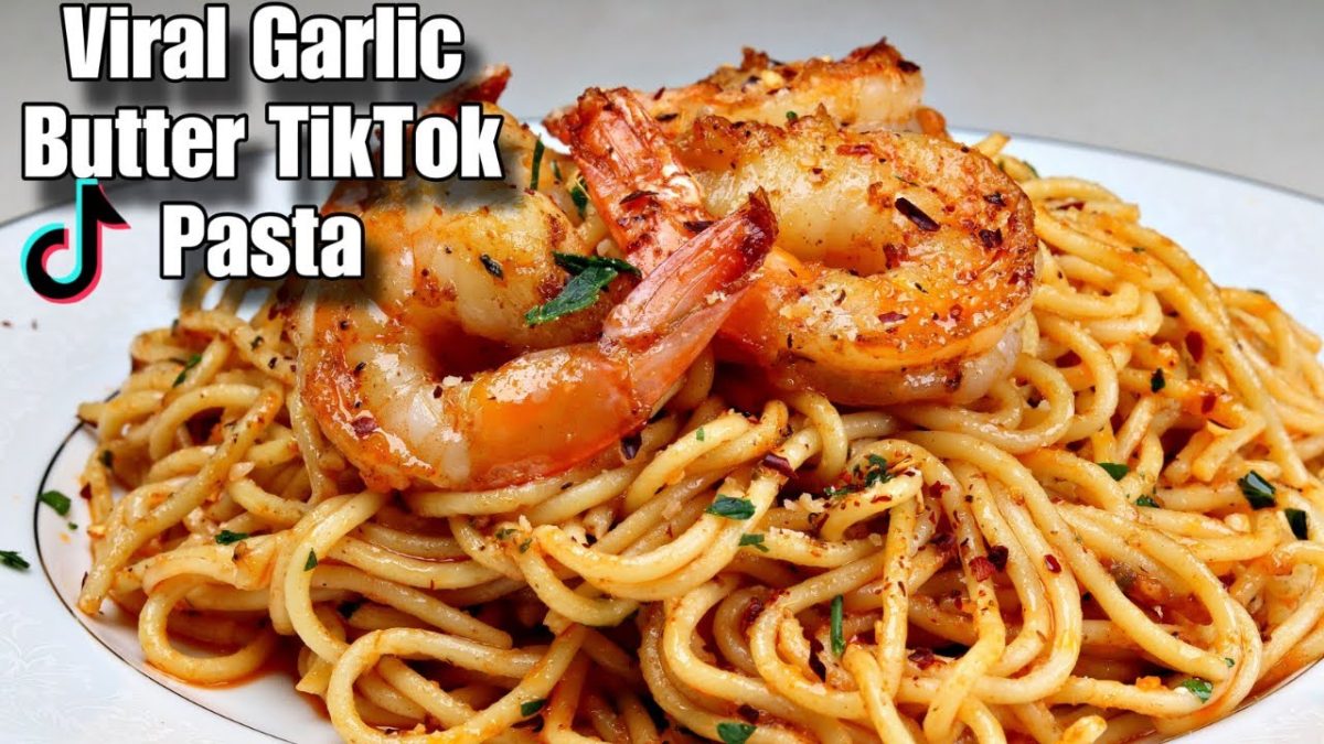 Viral Tiktok Garlic Butter Pasta Recipe! Seriously 10/10