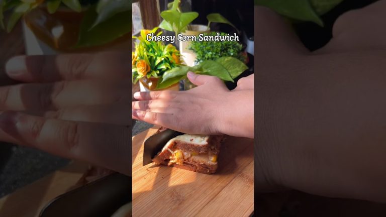 cheesy corn sandwich #food #recipe #cooking #foodie #yummmmy #trending #tempting #breadrecipes #love