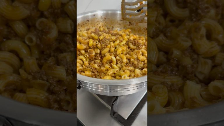 Beef Macroni 😋🔥#shorts #trendingshorts #recipe #eid #beef #trending#dubai