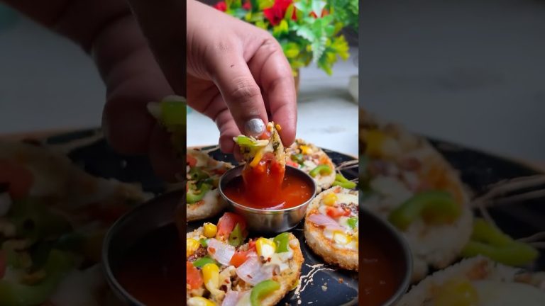 5-Min Bread Pizza Recipe You’ll Make Again & Again! 🍞🍕💥 #breadpizza #pizza #shorts #recipe