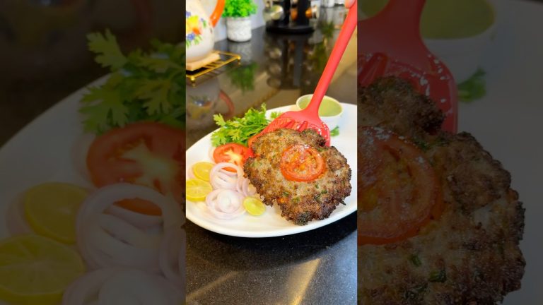 Chapli Kabab Recipe | Bakra Eid Special Recipe #chaplikabab #kabab #shorts #ytshorts