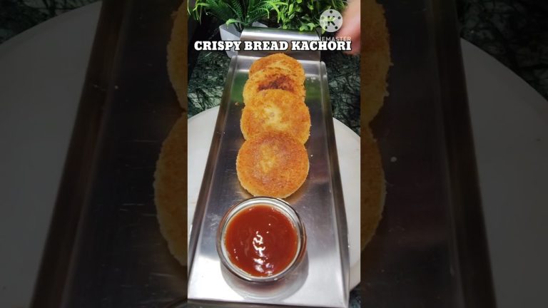 Viral Crispy Bread Potato Kachori Recipe#shorts#kachori#potato#crispy#recipe