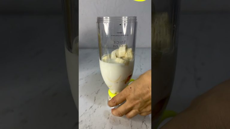 Banana honey milk 👌🏻 #smoothierecipes #juice #smoothie #fruit #recipe #drinkrecipes