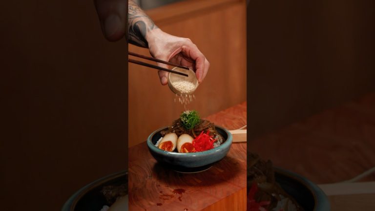 Red Eye Gravy Gyudon. A beef rice bowl served with Suntory BOSS Coffee ANZ.