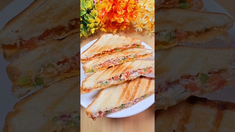 Schezwan Sandwich Recipe 🥪😋  #shorts #viral #trending #bread #sandwich #sandwichrecipe #easyrecipe