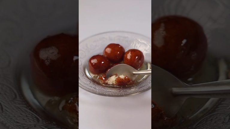 Instant Bread Gulab Jamun In 5 Mins 😍 So Soft & Juicy!#shorts #viralvideos #breadrecipe #trending