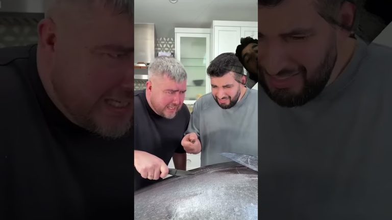 #cooking #food #funny #chef #fish #fishingSeafoodLover #KitchenHacks #Food #RecipeIdeas #CookingTips