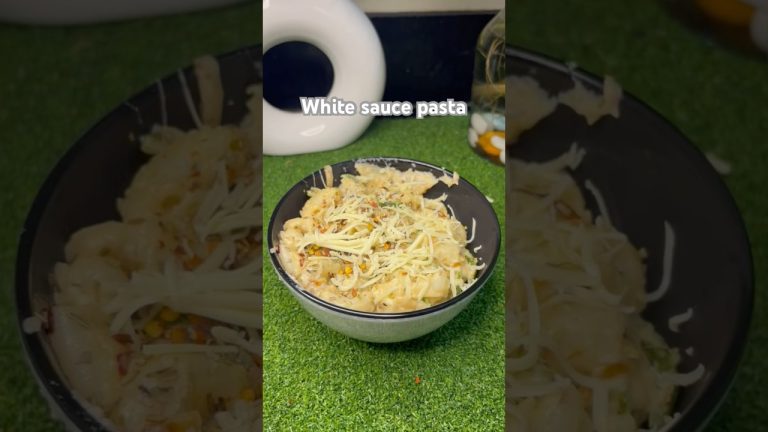 Trending recipe of White Sauce Pasta#recipe #cooking#pasta#shorts