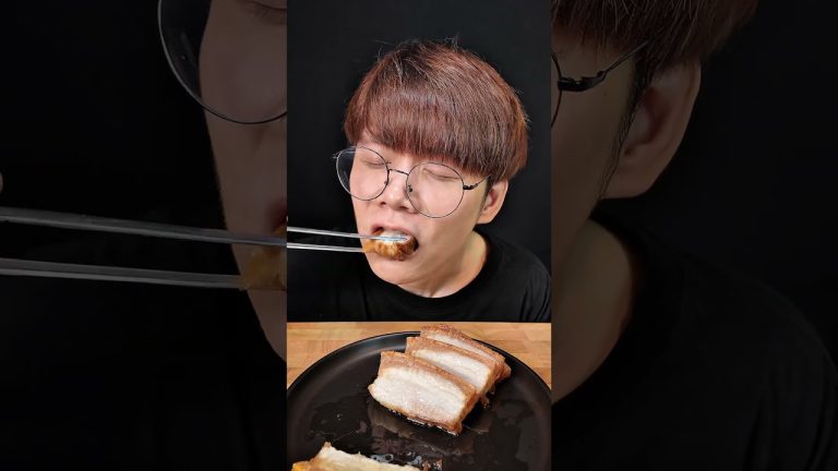 หมูกรอบเกือบสำเร็จรูป! #รีวิว #หมูกรอบ #อร่อยบอกต่อ #shorts