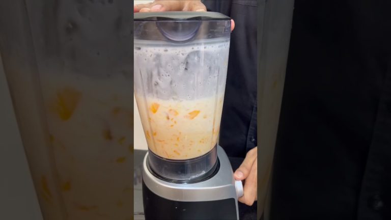 Mango smoothie easy and healthy #mangosmoothierecipe #mangosmoothie #lassi