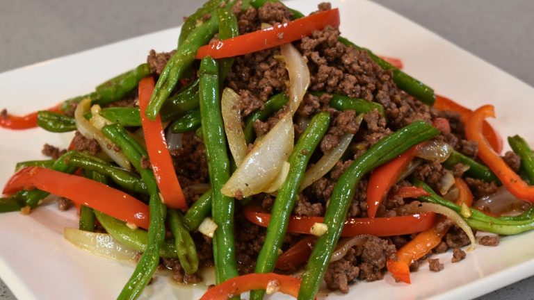 Easy Ground Beef Recipe with Red Bell Pepper and Green Beans – Perfect Weeknight Meal!