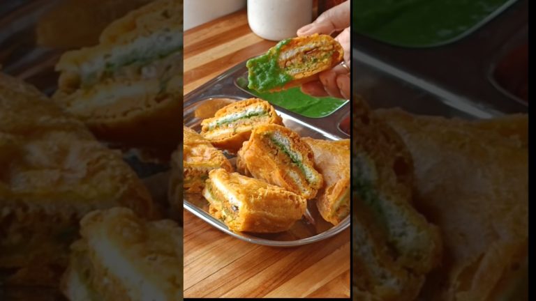 Stuffed bread pakoda recipe 😋😍 #shorts #recipe