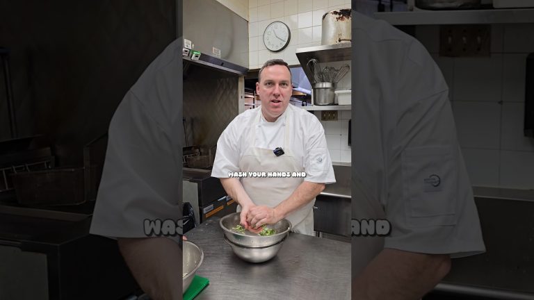 Tzatziki Recipe 🥒 The Vivaldi Way!