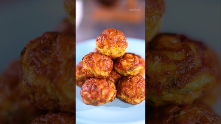 Easy Muttai Paniyaaram recipe🤩 Full recipe available on the Cookd app for free 😁 #eggrecipes