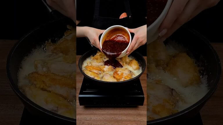 I taught all my friends how to make better chicken wings than KFC! #shots #cooking #chickenrecipes