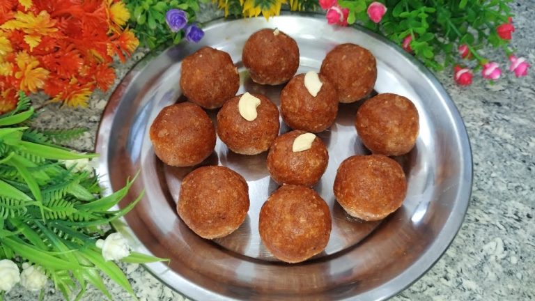 பிரட்ட வச்சு  வித்தியாசமான முறையில் லட்டு செய்யலாம் வாங்க/bread laddu recipe/bread snacks/MA