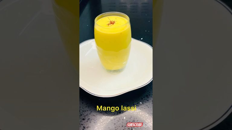 Mango lassi/Mango smoothie #milkshakerecipe #shorts