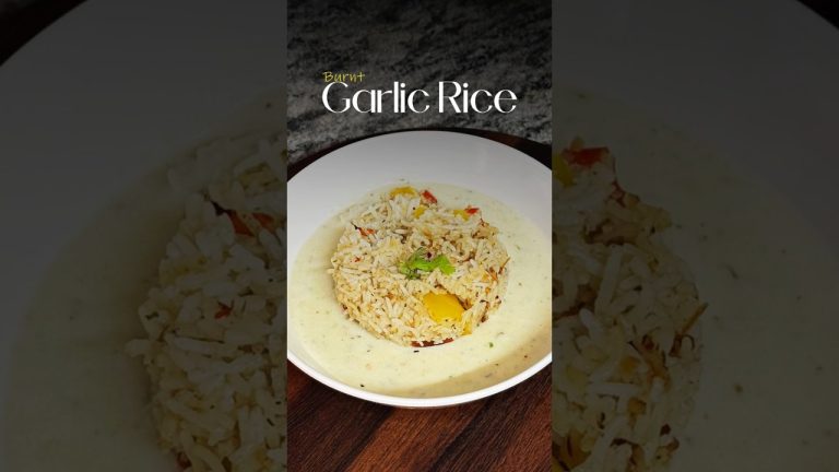 🤩Burnt Garlic Rice With White Sauce Pasta😋#ytshorts #food #viral #ytshortsvideo #fyp #recipe #quick