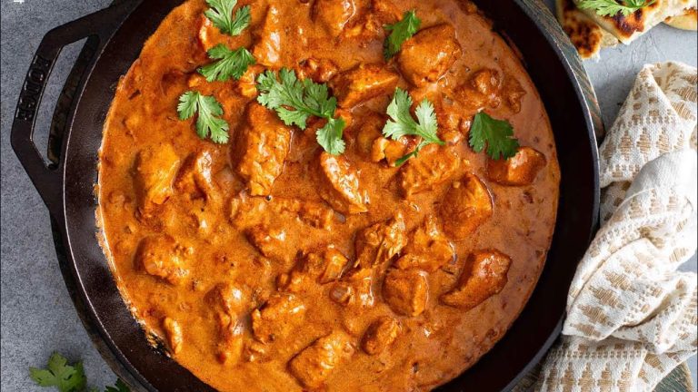 Most Delicious and Flavourful Chicken Tikka Masala Recipe! (Spicy&Creamy)