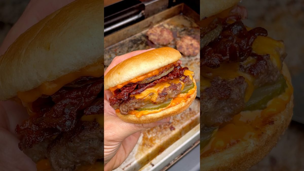 ➡️ Caramelized Onion Burger 🧅🤤 …one of MY FAVORITES ‼️