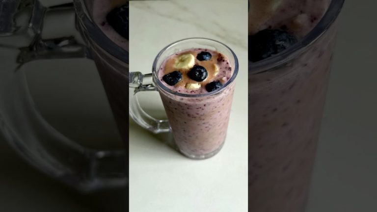 💙 Blueberry chia Protein Smoothie #shorts #youtubeshorts #smoothie