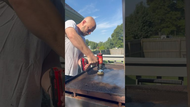 How to clean your BLACKSTONE GRILL #grill #clean #howto