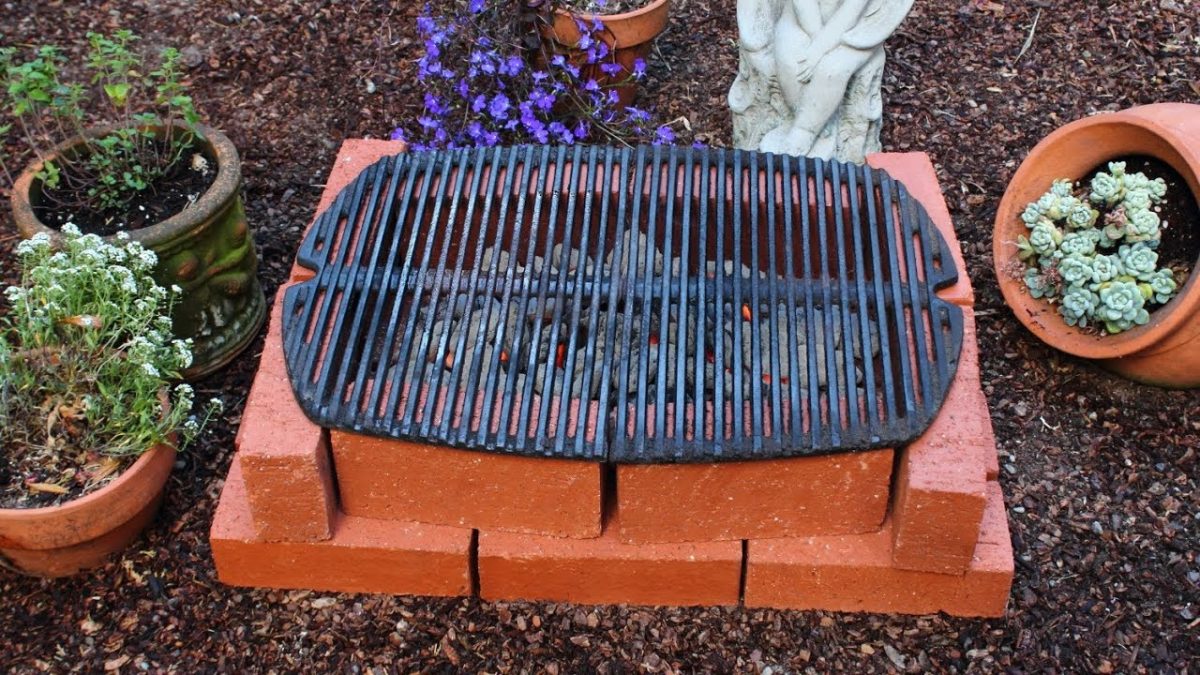 How to Make a Brick Grill – DIY Temporary Brick Hibachi Grill
