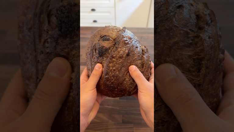 Scoring sourdough bread #shorts